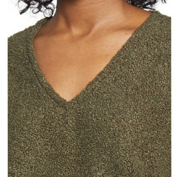CASLON Nordstrom Cozy Olive Sherpa V-Neck … - Picture 7 of 9